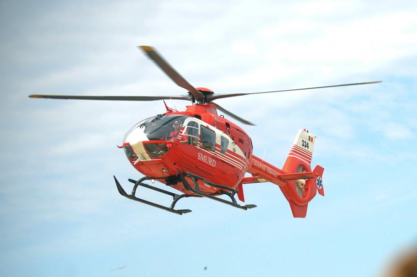 Accident pe DN1 A. Un elicopter SMURD, trimis pentru a prelua un rănit
