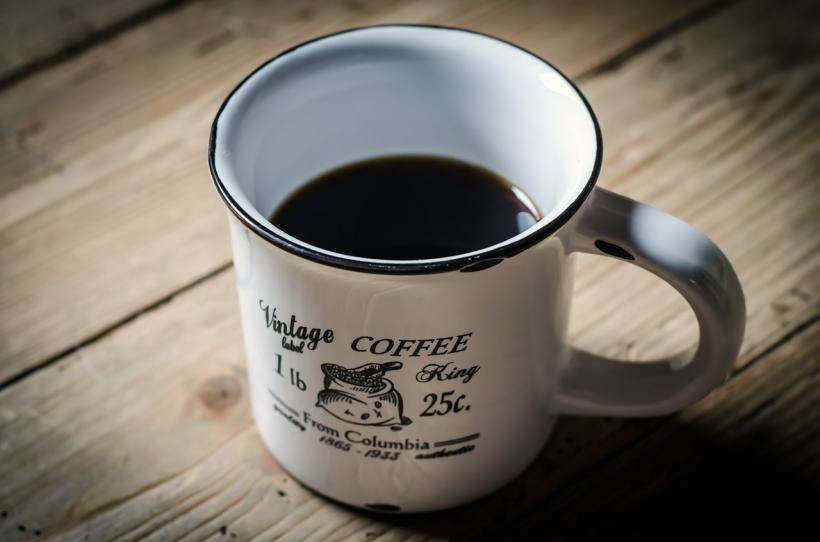 Ce să pui în cafea ca să topești grăsimea