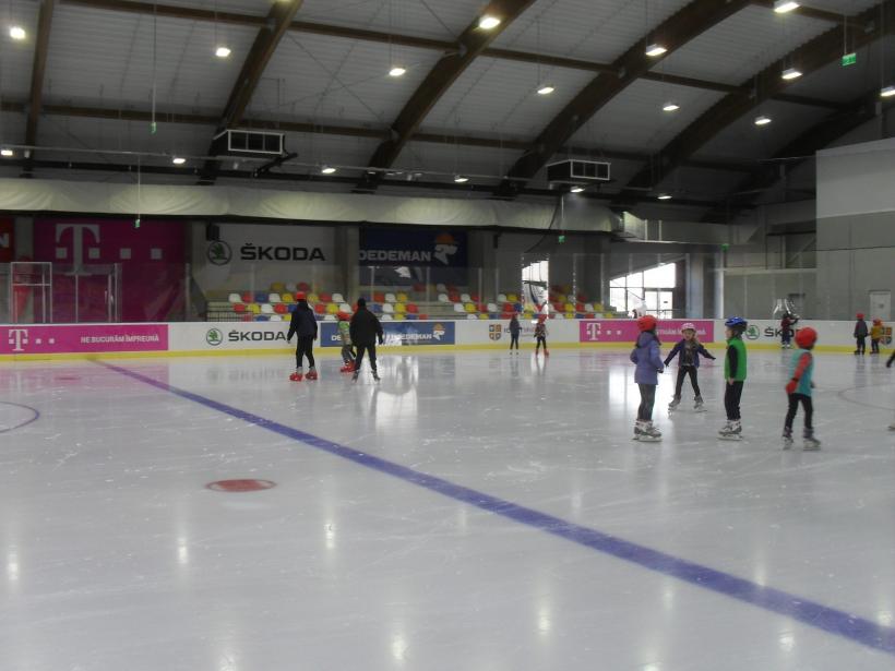 S-a dat startul la distracție pe patinoarul de la Otopeni 18562022