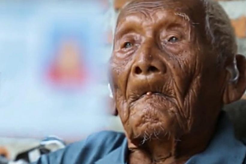 Cel mai bătrân bărbat din lume, în vârstă de 146 de ani, a învins blestemul anului 2016