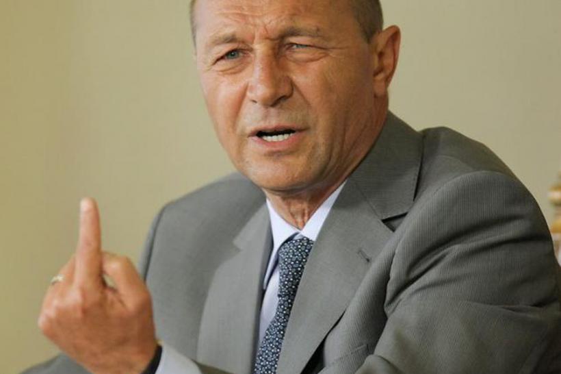 Traian Băsescu, surprins într-o înregistrare în care spune cum a fost măsluit dosarul lui Dan Voiculescu