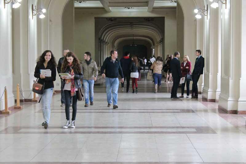 Braşov: Cursurile de la Universitatea &quot;Transilvania&quot; se desfăşoară după orarul normal 