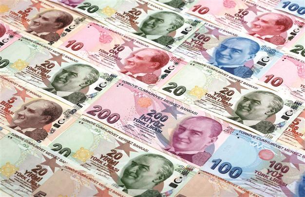 Lira turcească, un nou minim istoric. Banca Centrală intervine pentru stoparea declinului