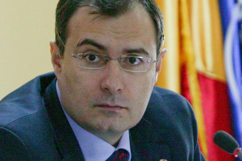 ALERTĂ - Florian Coldea, suspendat din funcţia de prim-adjunct al directorului SRI şi anchetat de o comisie specială