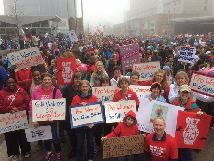  Mii de oameni din întreaga lume s-au solidarizat cu &quot;Marşul femeilor&quot; din SUA