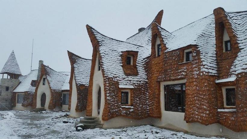 Descoperă România! Castelul de lut din Valea Zânelor, Porumbacu de Sus, Sibiu