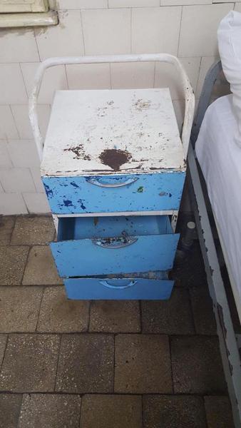 GALERIE FOTO: Spitalul Judeţean Arad arată ca un lagăr de exterminare 18564965