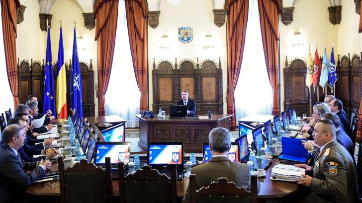 Preşedintele Iohannis a convocat pentru marţi şedinţa CSAT în vederea analizării proiectului de buget