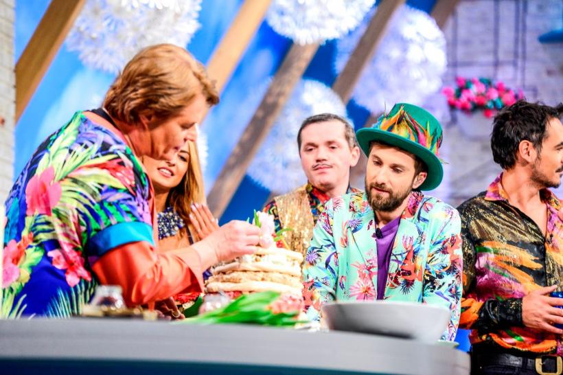 Neatza cu Răzvan și Dani. Bătaie cu frișcă între vedete, în ediția aniversară de azi! 18565665