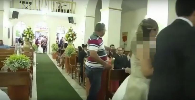VIDEO! Un bărbat a condus mireasa la altar şi apoi a deschis focul asupra invitaţilor. Scena groazei a fost FILMATĂ