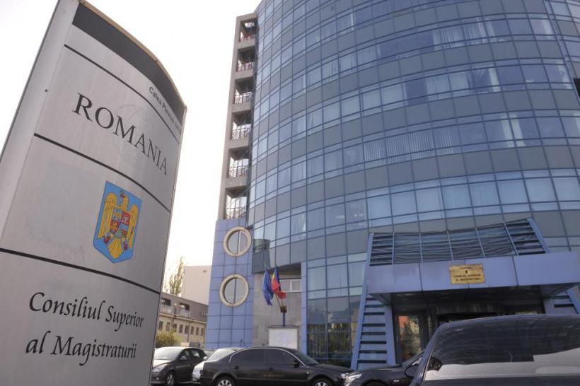 CSM a decis încetarea detaşării la Ministerul Justiţiei a Oanei Schmidt-Hăineală şi a lui Constantin Sima