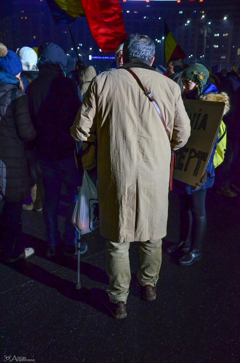 GALERIE FOTO - A treia zi de proteste din Piața Victoriei 18565938