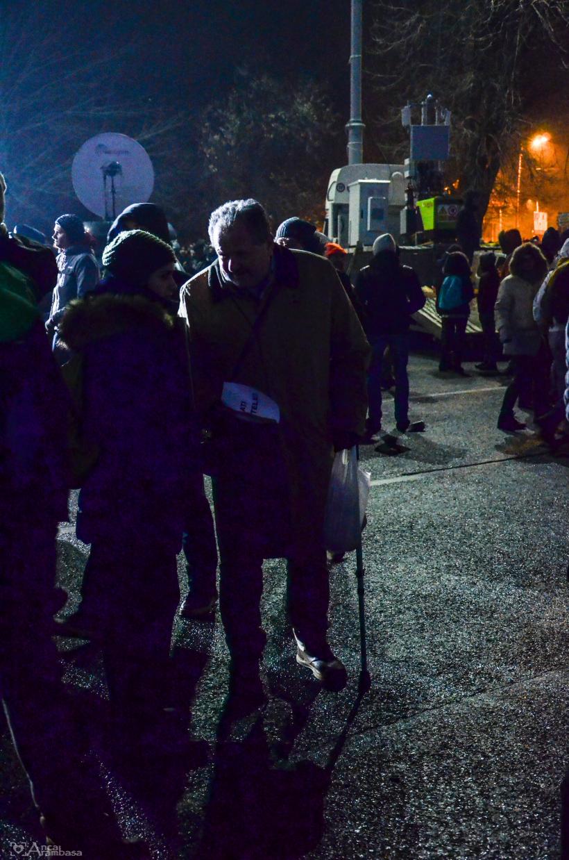 GALERIE FOTO - A treia zi de proteste din Piața Victoriei 18565939