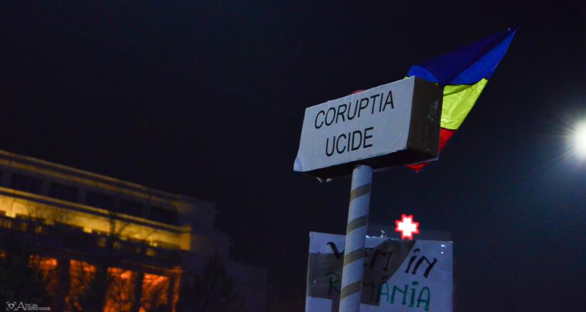 GALERIE FOTO - A treia zi de proteste din Piața Victoriei 18565944