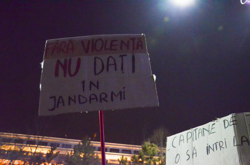 GALERIE FOTO - A treia zi de proteste din Piața Victoriei 18565958