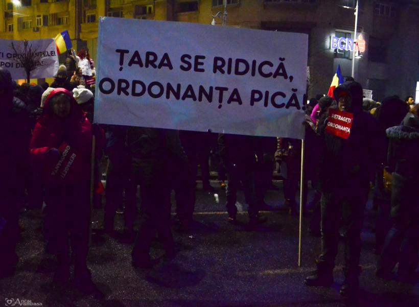 GALERIE FOTO - A treia zi de proteste din Piața Victoriei 18565962