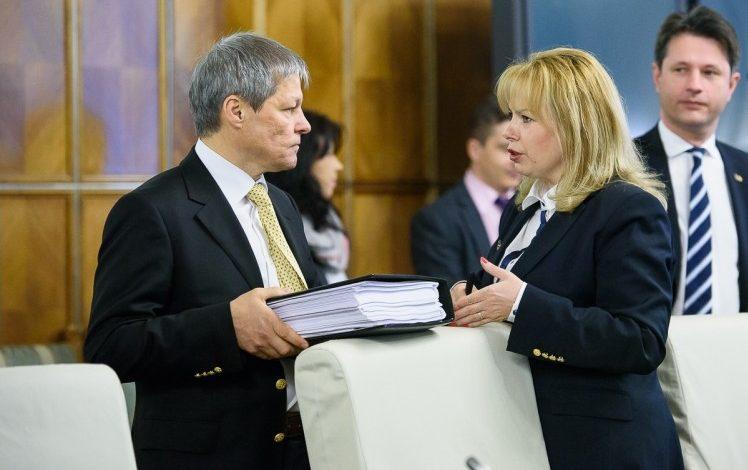 Dacian Cioloş şi Anca Dragu, aşteptaţi joi la comisiile de resort pe tema rectificărilor bugetare din 2016