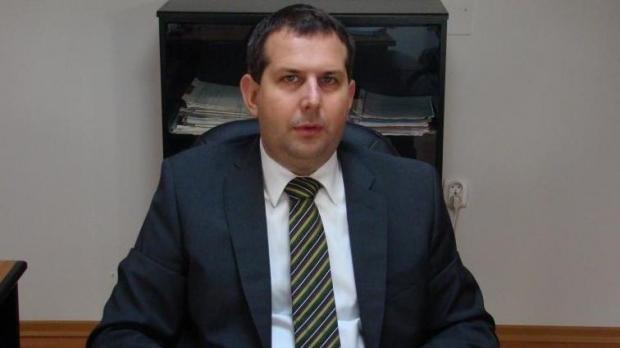 Fostul deputat Theodor Nicolescu, judecat pentru abuz în serviciu, cere în instanţă sesizarea CCR pe OUG 14