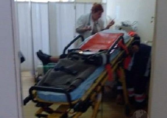 O pensionară a leşinat în timp ce a fost lăsată să aştepte pe holul Spitalului Judeţean Satu Mare