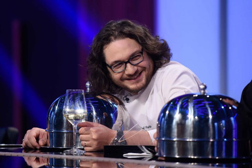 „Chefi la cuțite”, lider de piață pe toate targeturile, la premiera celui de-al treilea sezon! Azi, dragostea e în bucate... exotice 18567110