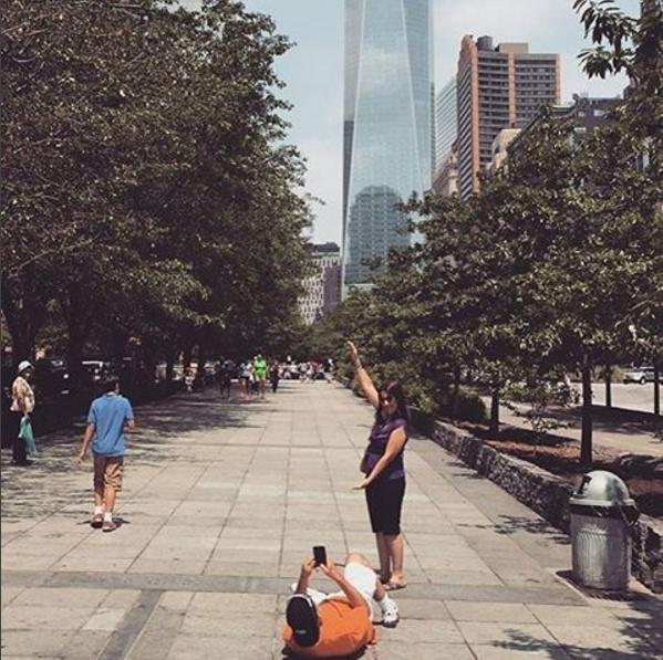 Cine realizează fotografiile perfecte ale fetelor de pe Instagram 18567345