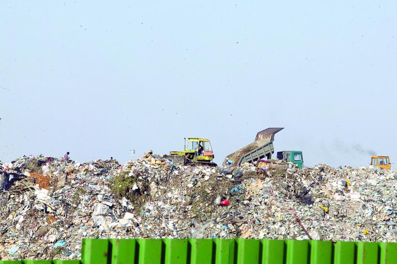 UE a dat România în judecată pentru gropile de gunoi