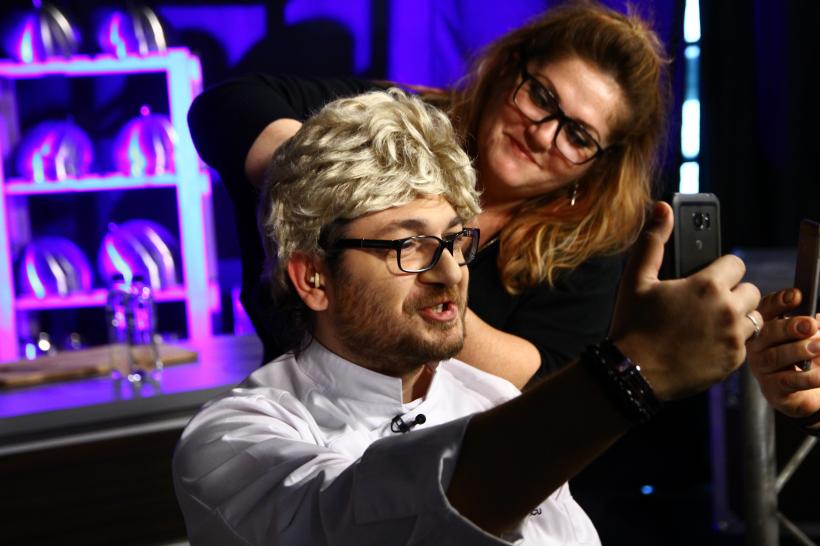 Jurații își schimbă look-ul, luni seara, la „Chefi la cuțite” 18568553