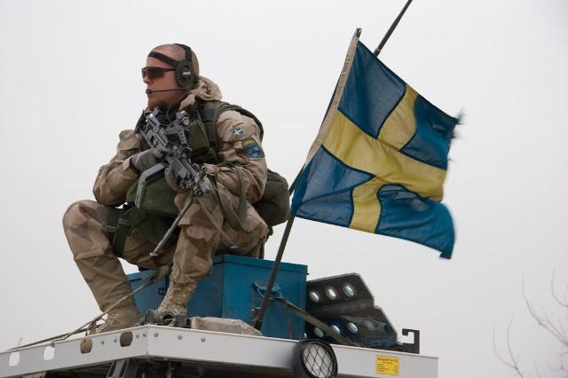 Suedia vrea să reintroducă serviciul militar obligatoriu