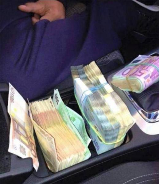 GALERIE FOTO -  Poliția spaniolă i-a identificat pe românii de etnie romă care au fugit fără să plătească, dintr-un restaurant 18569124