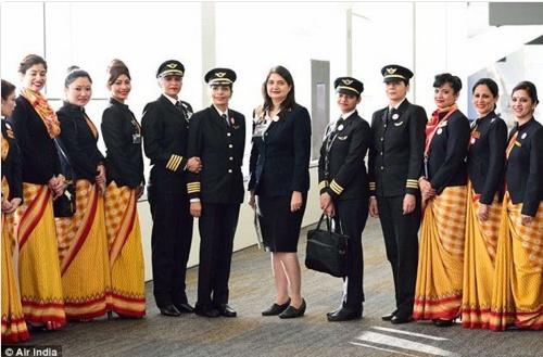 Air India a efectuat primul zbor în jurul lumii cu personal exclusiv feminin