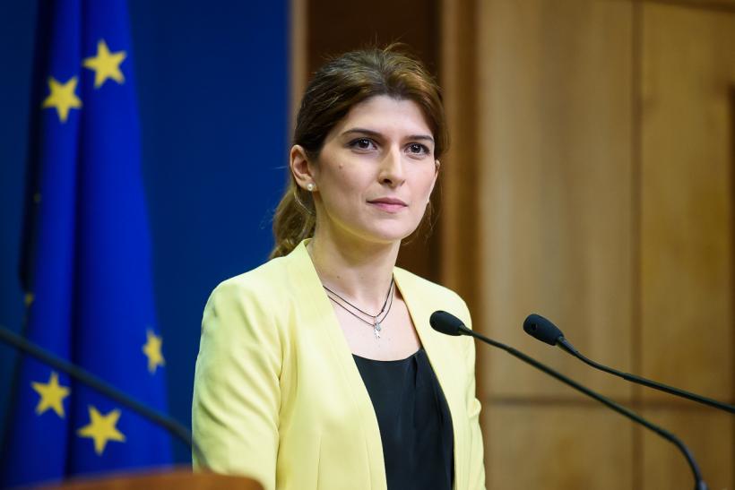 Alina Petrescu, vocea guvernului, a intrat in paine!
