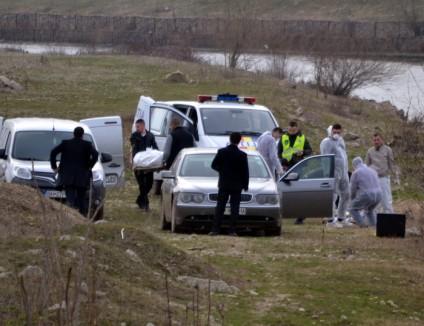 Bihor: Bărbatul împuşcat în umăr a fost operat; atacatorul Adrian Hladii, căutat în continuare