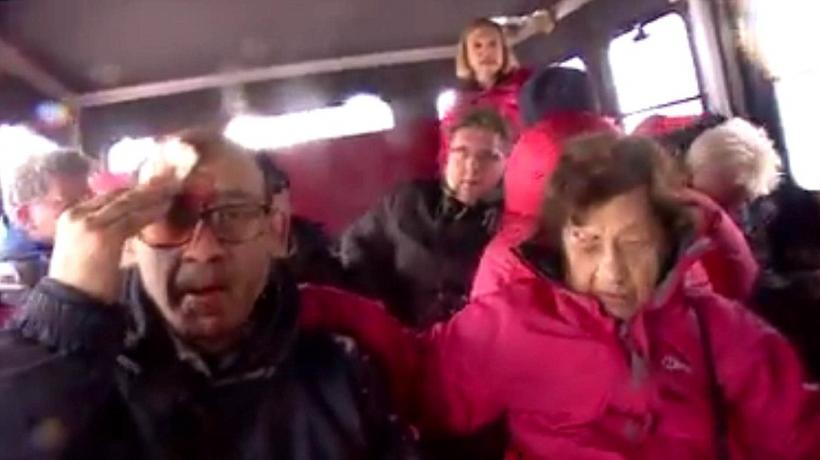 VIDEO - Momentul de groază în care turiști și o echipa a BBC sunt surprinși de erupția vulcanului Etna