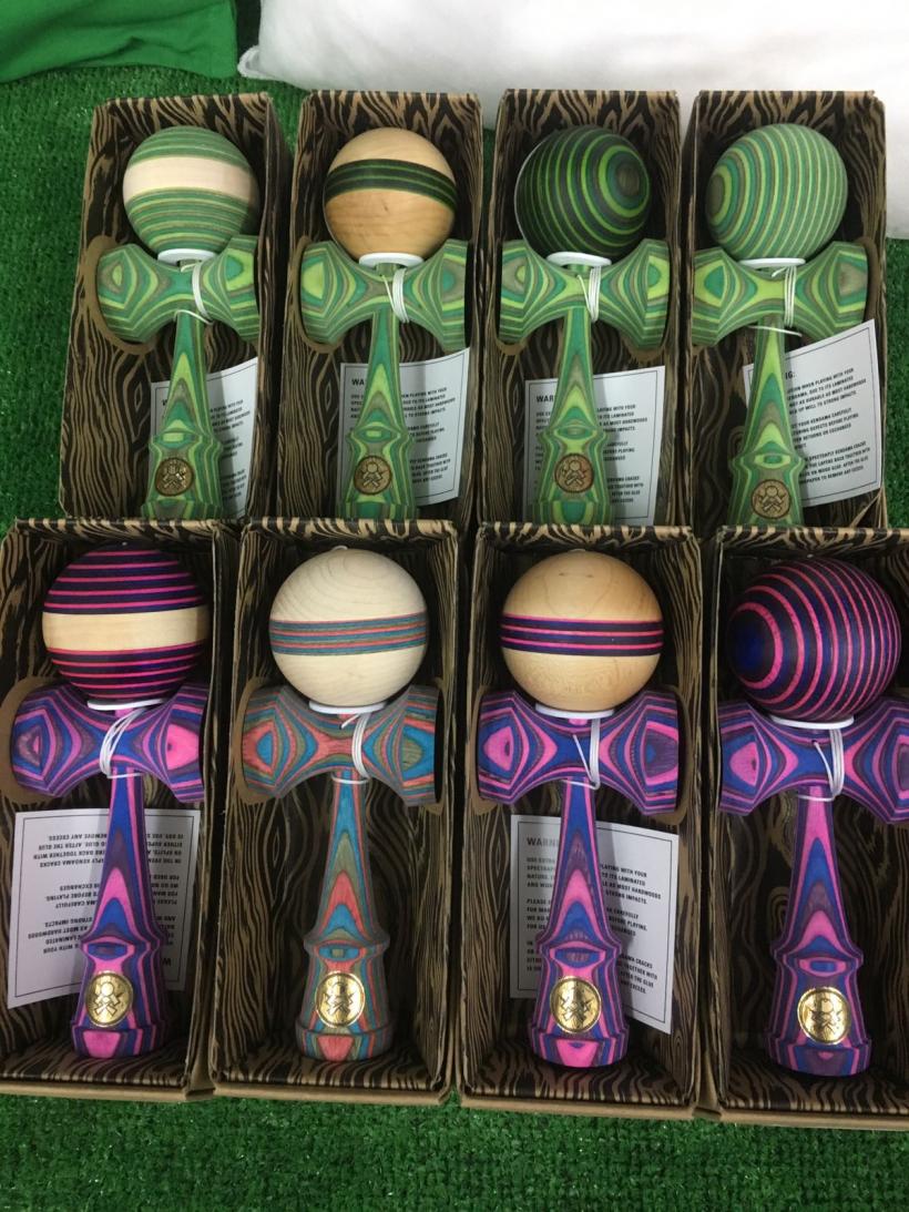 CRBL are acasă peste 230 de jucării kendama 18571092