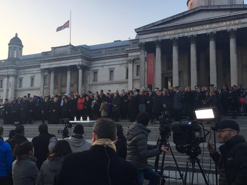 Priveghi în Piaţa Trafalgar pentru victimele atacului de la Londra