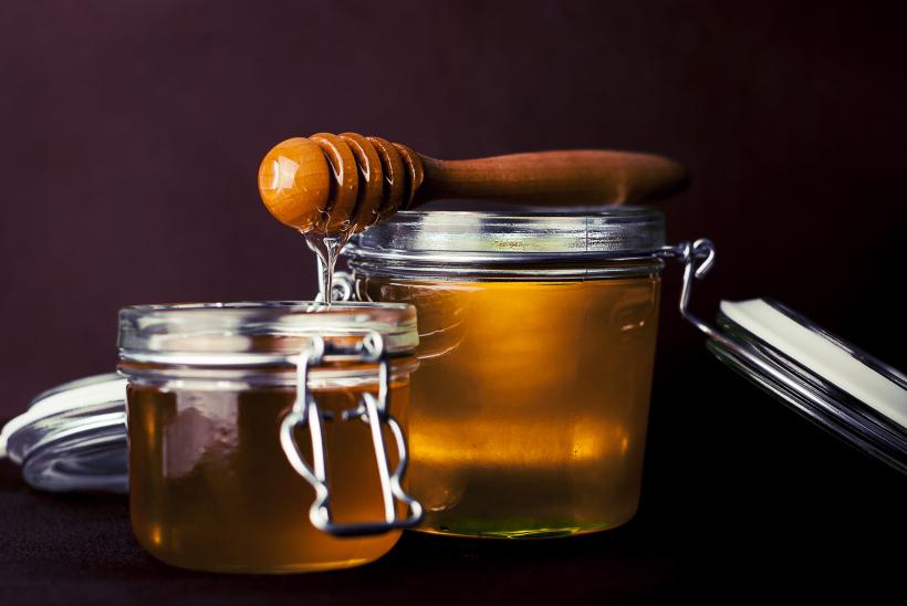 Un sfert din mierea de pe piața internațională este falsificată