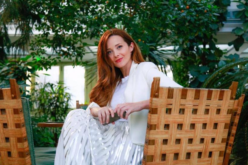 Ana Maria Roman: “Sunt visătoare, creativă, boemă şi foarte împrăştiată” 18571186