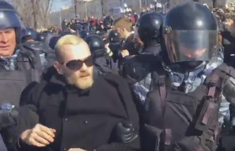 VIDEO - SUA condamnă categoric reţinerea sutelor de protestatari paşnici în Rusia