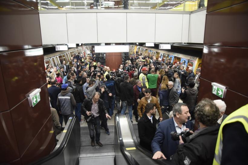 GALERIE FOTO - Ultimele două staţii care lipseau pentru finalizarea Magistralei 4, Laminorului şi Străuleşti, date în circulaţie.Cum arată 18572021