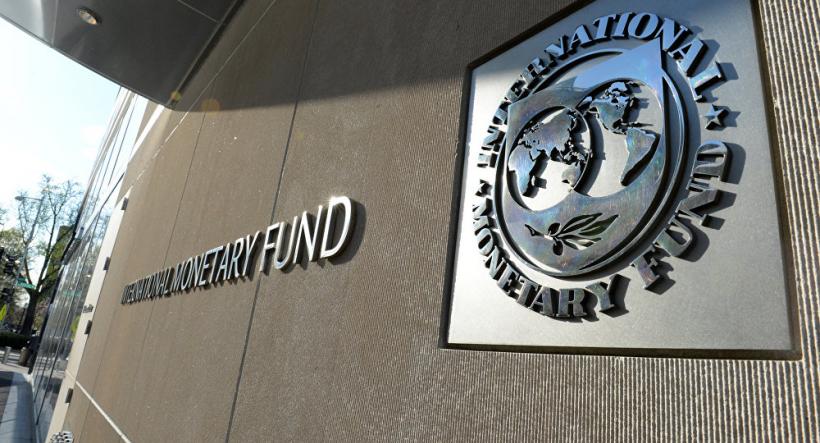 FMI şi-a îmbunătăţit estimările privind avansul economiei româneşti în 2017 şi 2018