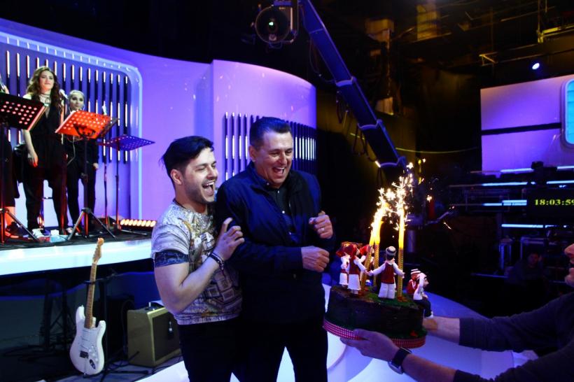 Nea Mărin, sărbătorit de ziua lui la „Zaza Sing” 18573561