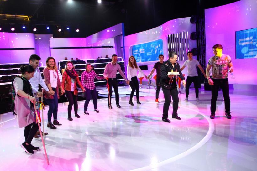 Nea Mărin, sărbătorit de ziua lui la „Zaza Sing” 18573573