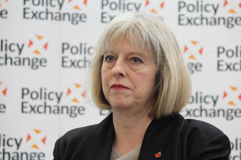 Premierul britanic Theresa May a anunţat organizarea de alegeri anticipate la 8 iunie