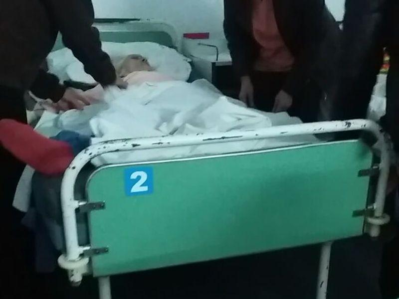 Anchetă la Spitalul Județean de Urgență Galați după ce o bătrână a fost legată de pat