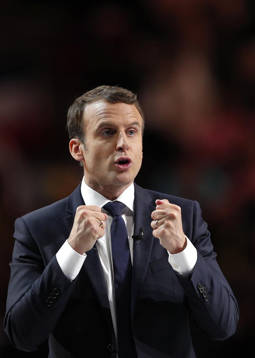 Sondajele nu-i dau nicio șansă liderului Frontului Național.  Macron o învinge categoric pe Le Pen 