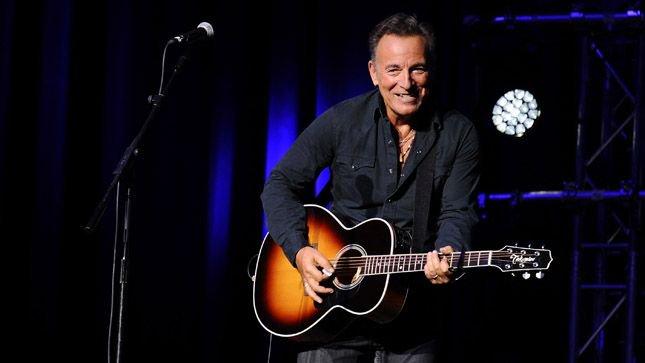 Bruce Springsteen îl denunţă ca &quot;escroc&quot; pe Trump într-un nou cântec