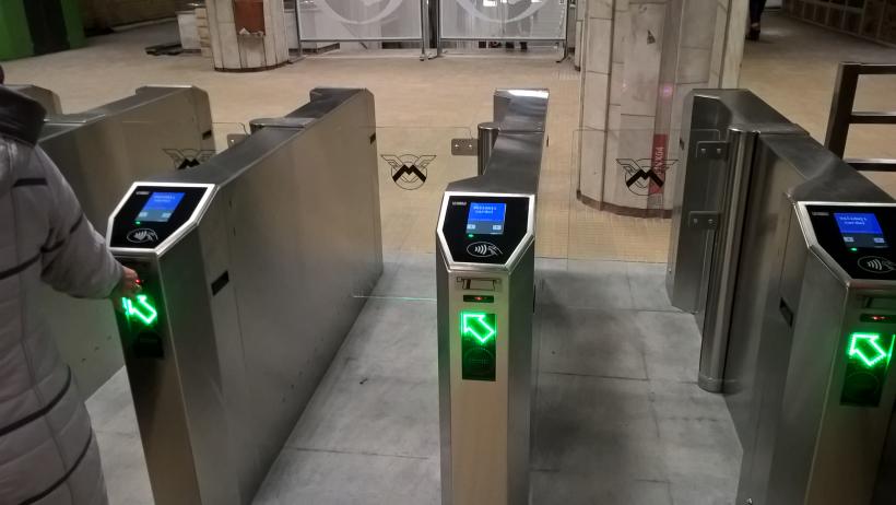 Metrorex. Cum arata noile instalaţii de control acces de la staţiile Grigorescu, Republica şi Titan
