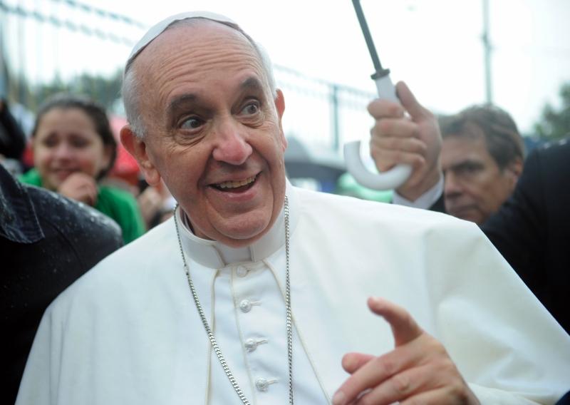 Papa Francisc dezvăluie într-un mesaj pe Twitter că se duce în Egipt ca &quot;un pelerin al păcii&quot;