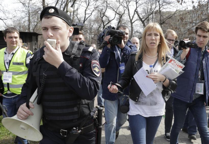  Noi manifestaţii în Rusia împotriva preşedintelui Putin şi zeci de arestări