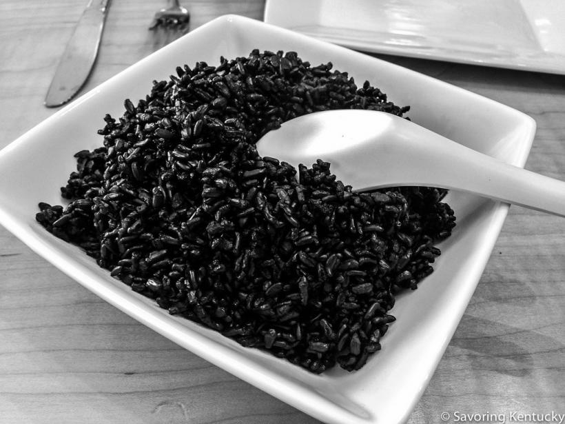 7 beneficii incredibile ale orezului mai puţin cunoscut: orezul negru